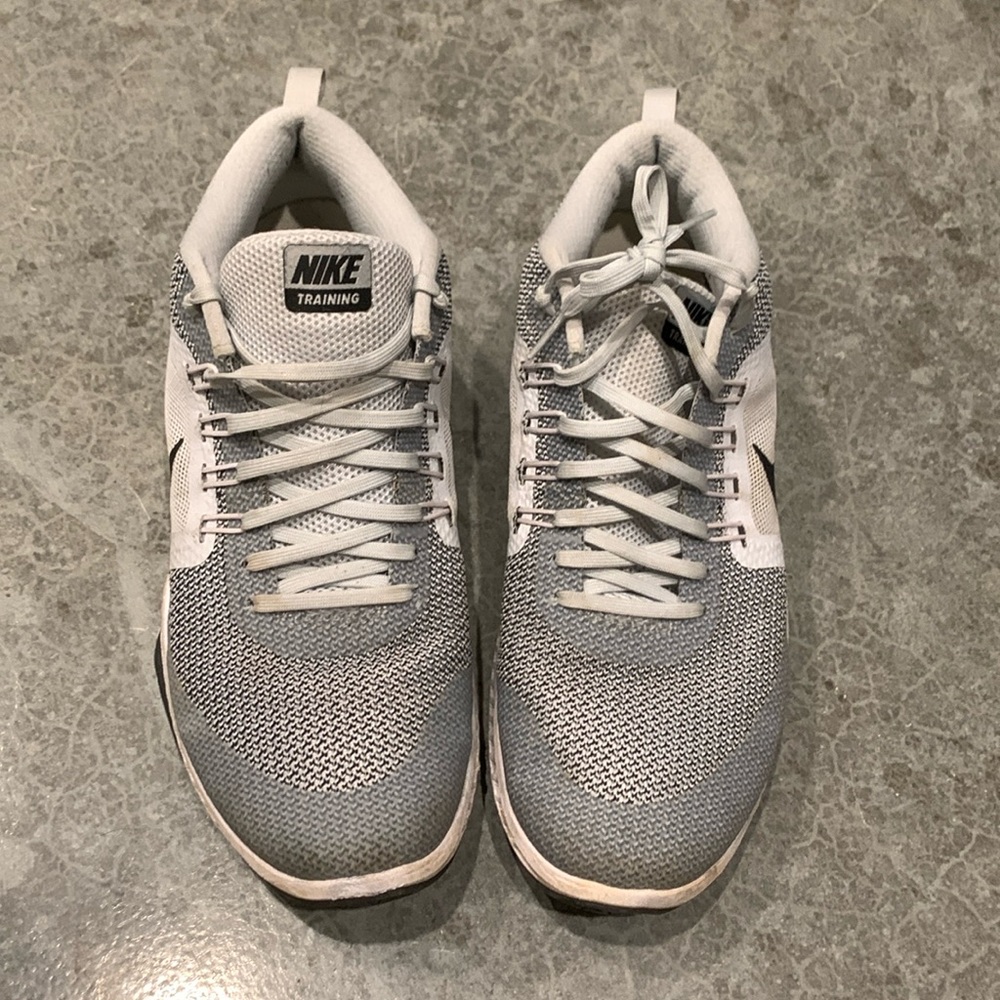 Nike Size 10.5 Sneakers